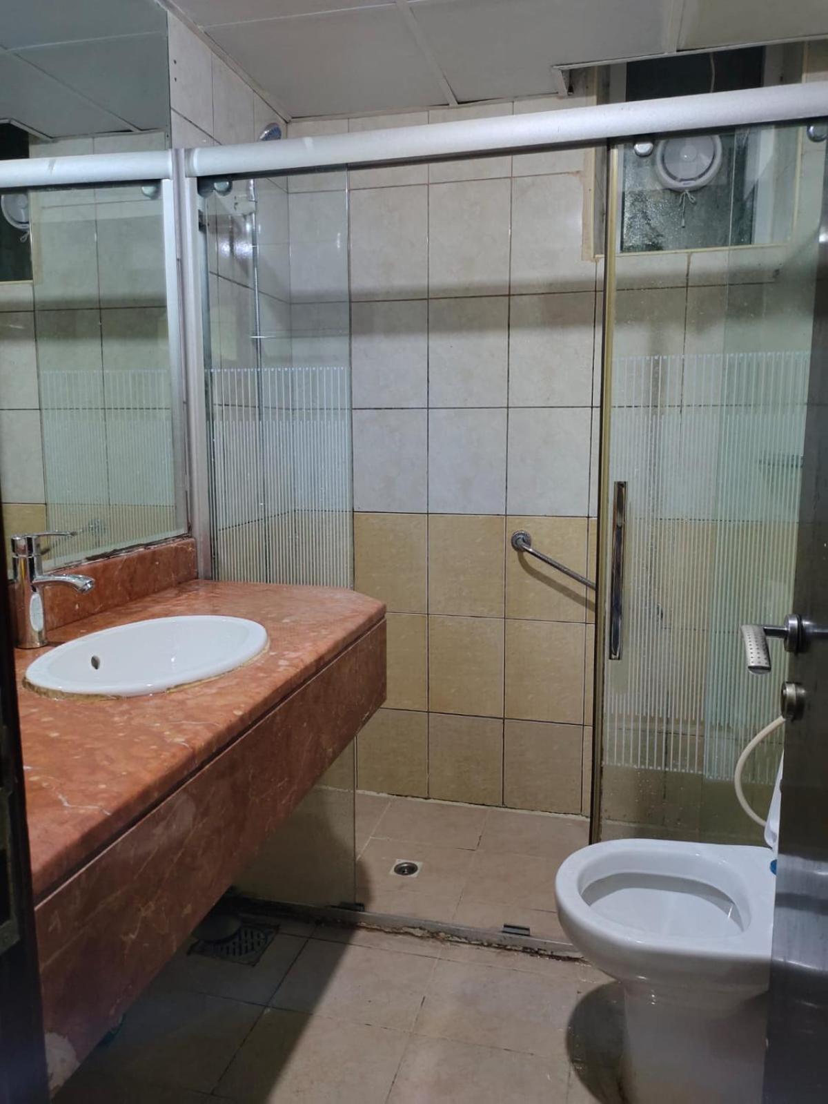 Arnim Suite - 3 Bedrooms Apartment Sharjah Exterior photo