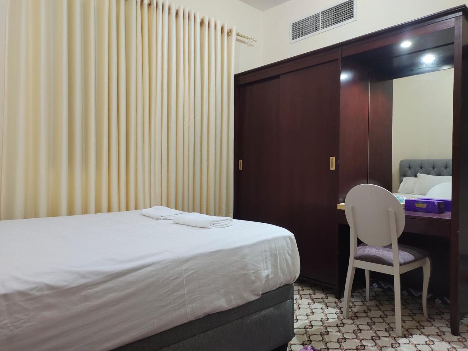 Arnim Suite - 3 Bedrooms Apartment Sharjah Exterior photo